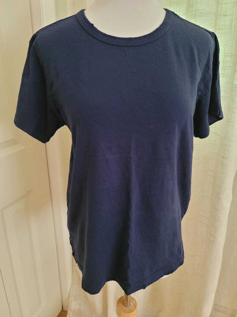 Le Bon Shoppe Organic Cotton Vintage Boy Tee  Navy Size M Pre-owned
